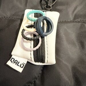 QALO Silicone Ring Set